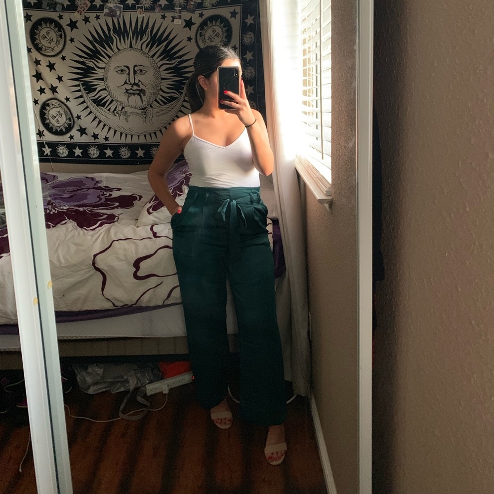 Cropped satin pants